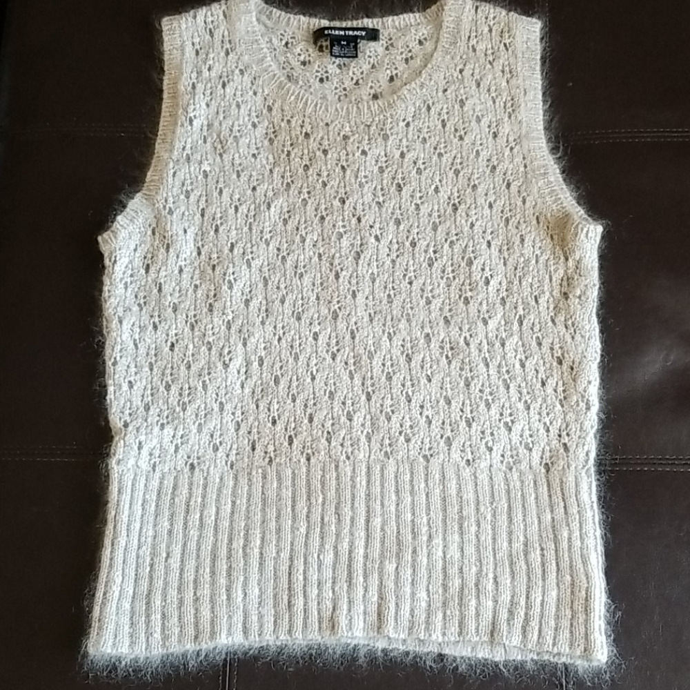 Ellen Tracy Ligh Grey Silk/Mohair Size M Vest